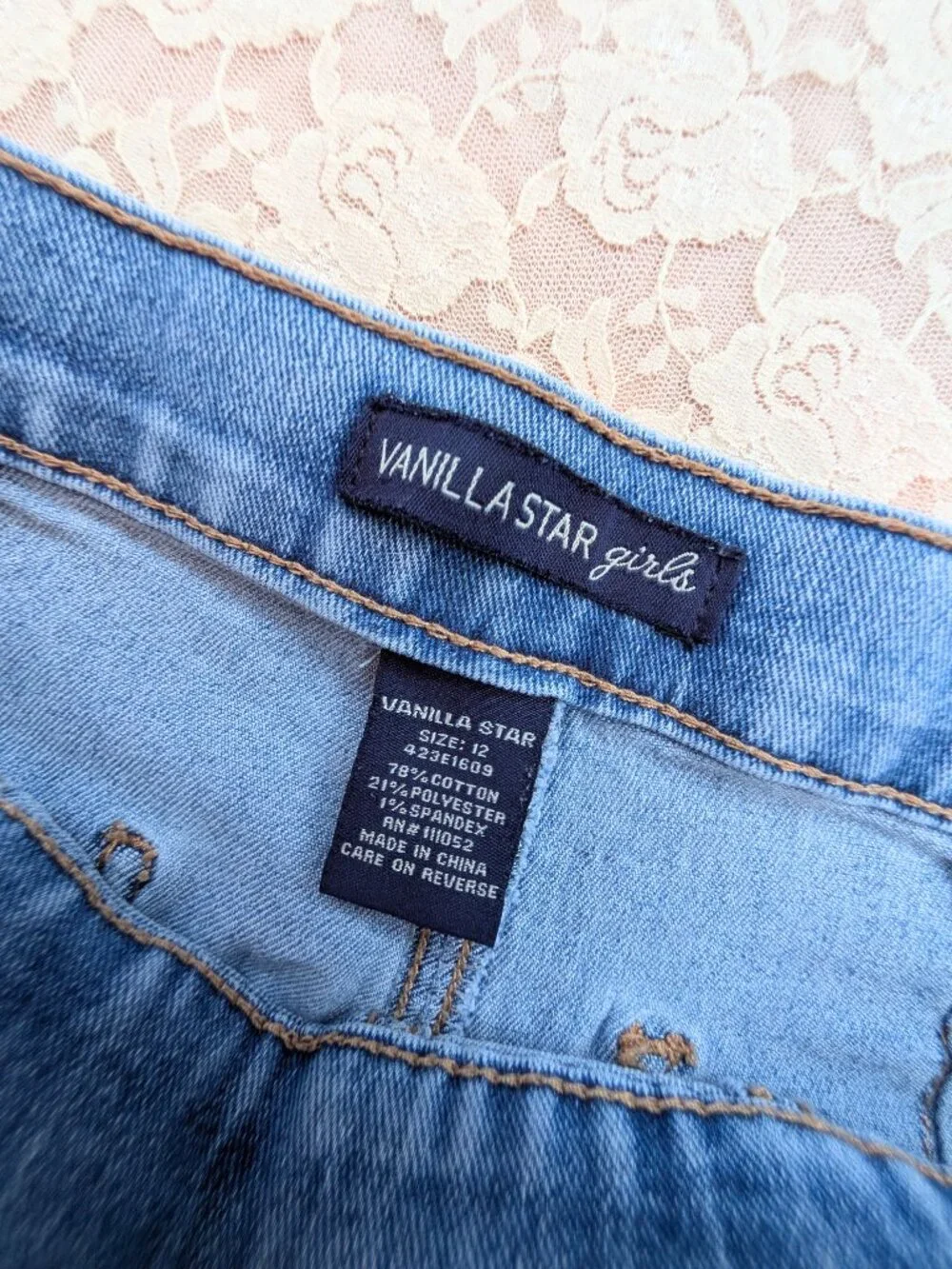 Vanilla Star Girls flare jeans medium wash back pockets VGUC size 12